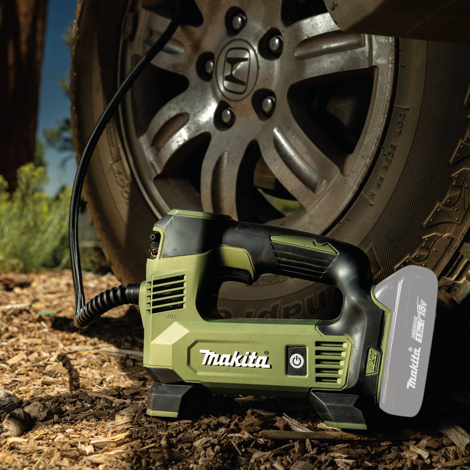 Makita Outdoor Adventure, Makita Outdoor Adventure ADMP180ZX 18V LXT Cordless Inflator - Bare Tool